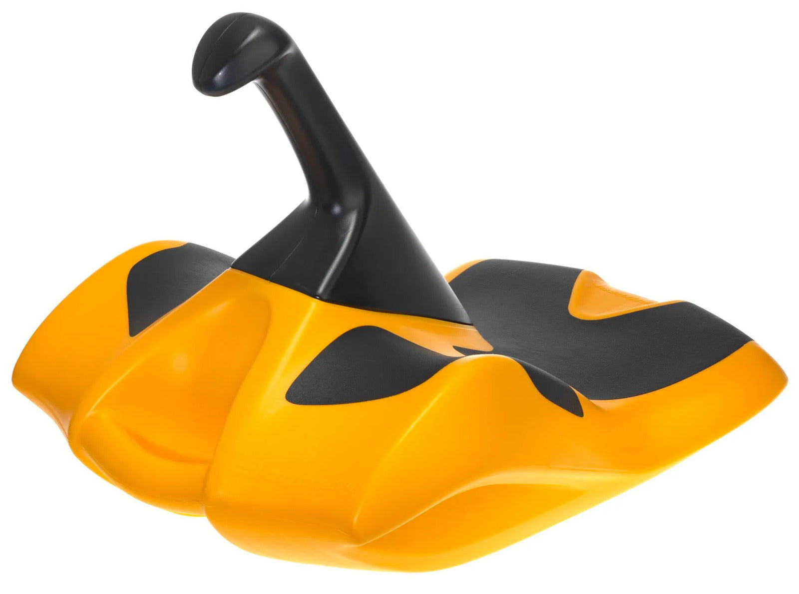 Zipfelbob, Zipfelracer in orange und schwarz, breite Rillen halten die Spur